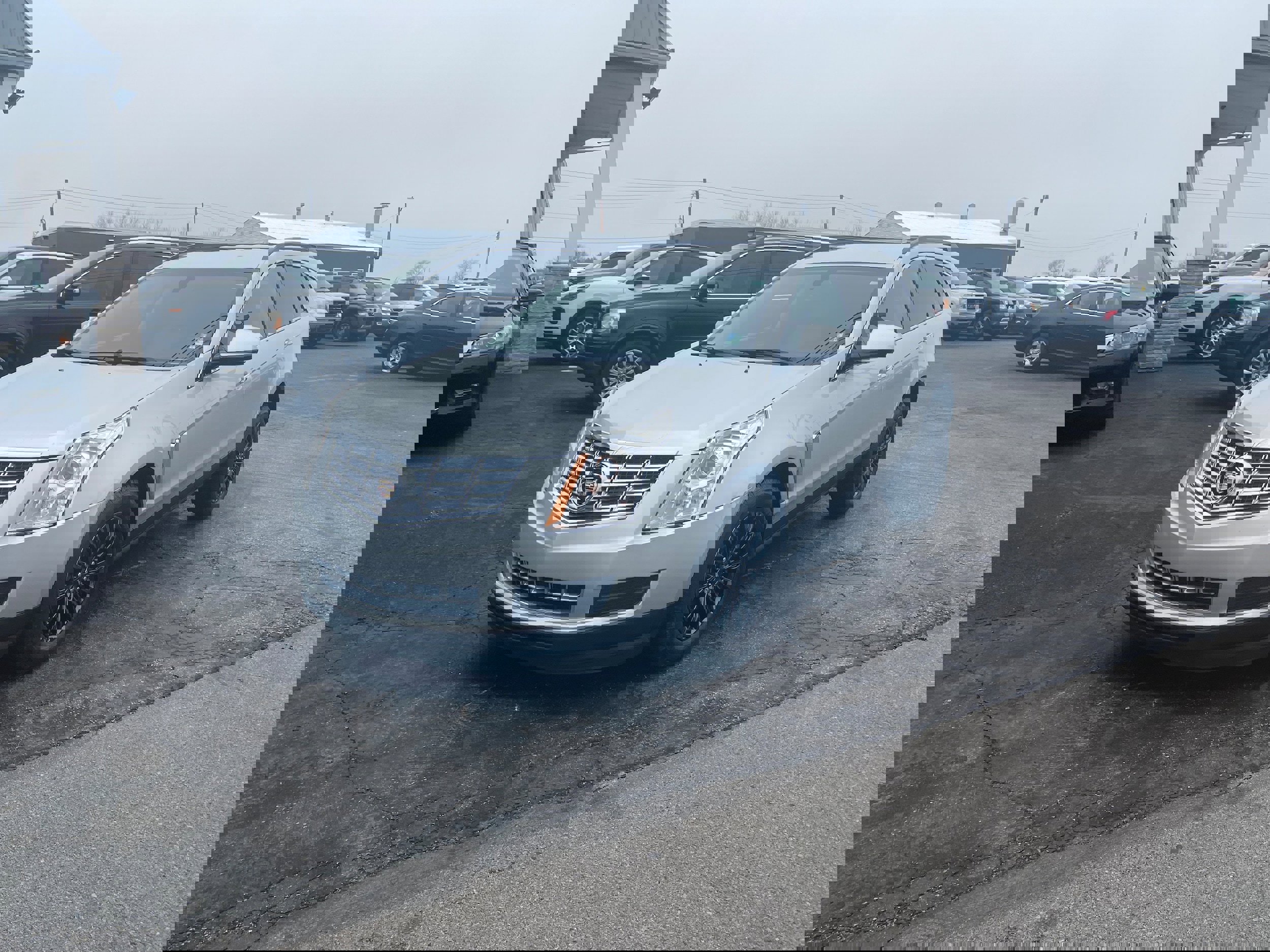 Used 2013 Cadillac SRX image 1