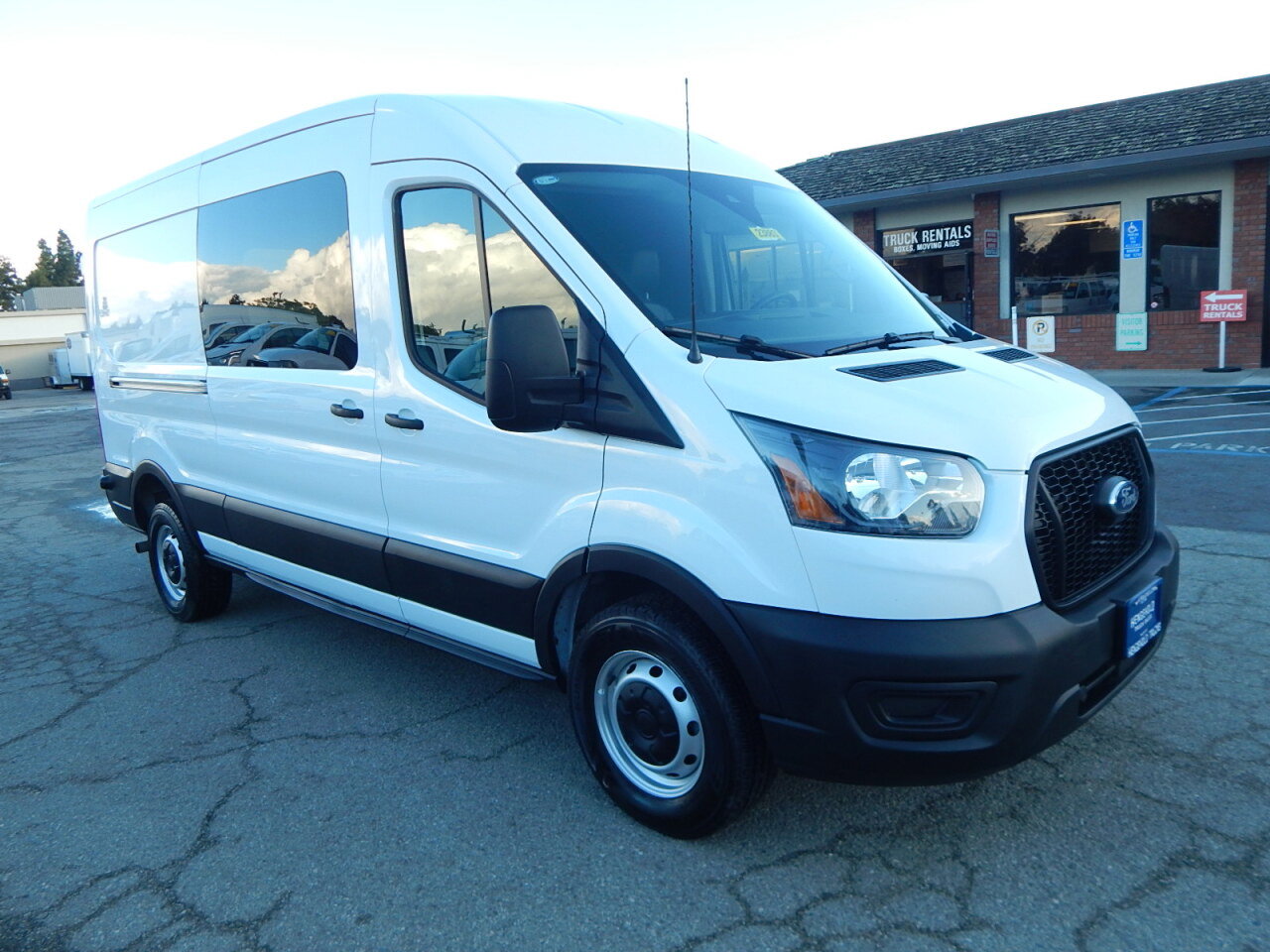 Used 2024 Ford Transit 250 148 Medium Roof w/ Load Area Protection Package image 10