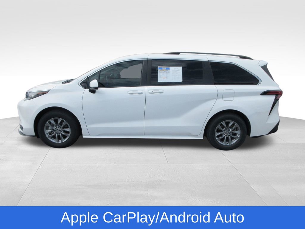 Used 2022 Toyota Sienna LE FWD video 2