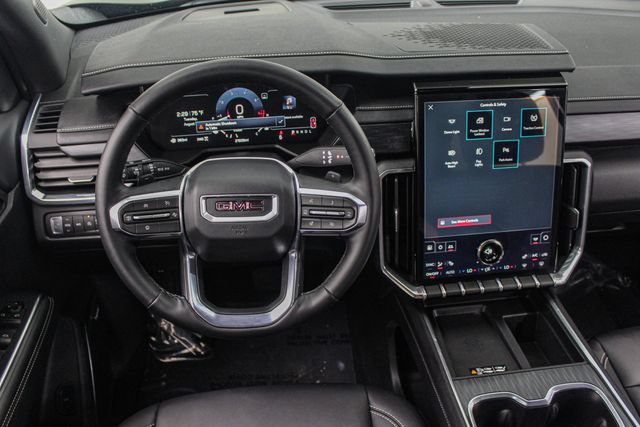 Certified 2026 GMC Acadia Elevation w/ Elevation Premium Package AWD/4WD image 28