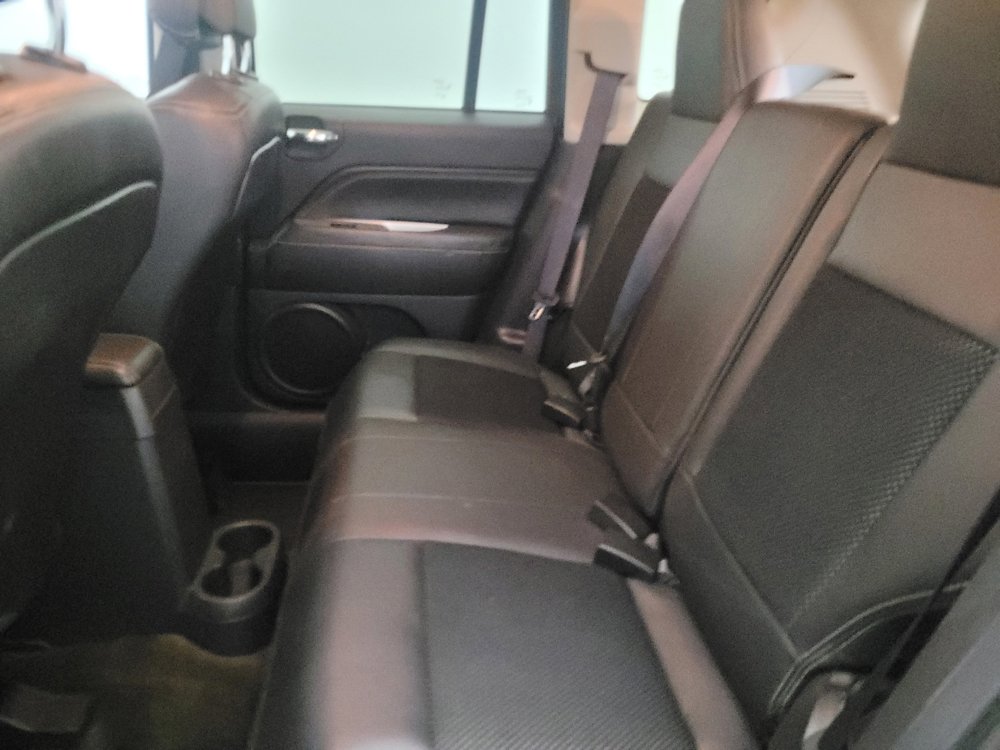 Used 2016 Jeep Compass Latitude AWD/4WD image 18