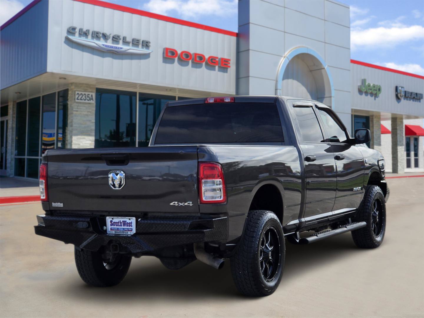 Used 2022 RAM 2500 Tradesman w/ Snow Chief Group AWD/4WD image 5