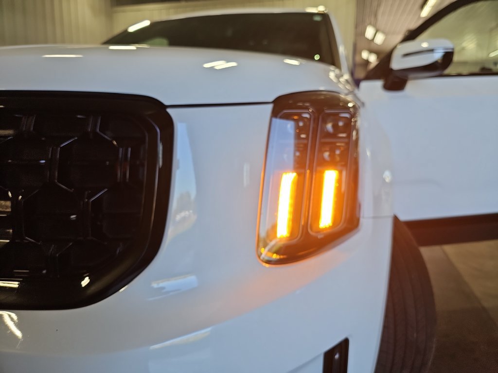 Certified 2024 Kia Telluride SX Prestige X-Line AWD/4WD image 34