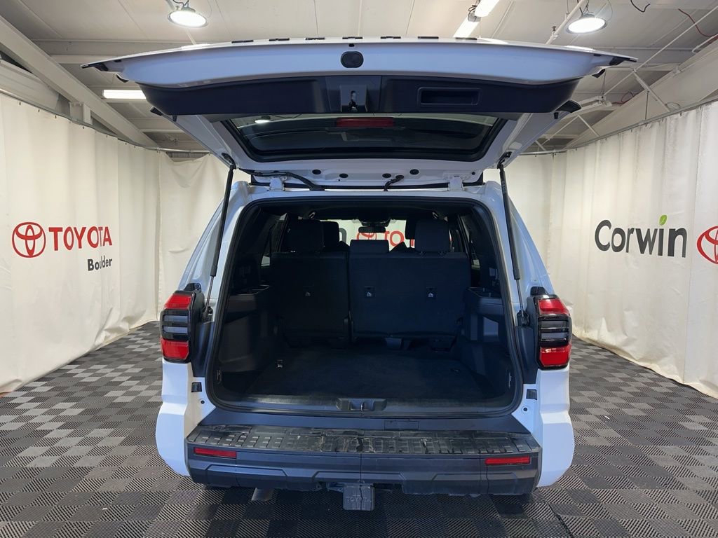 Used 2025 Toyota 4Runner SR5 image 17