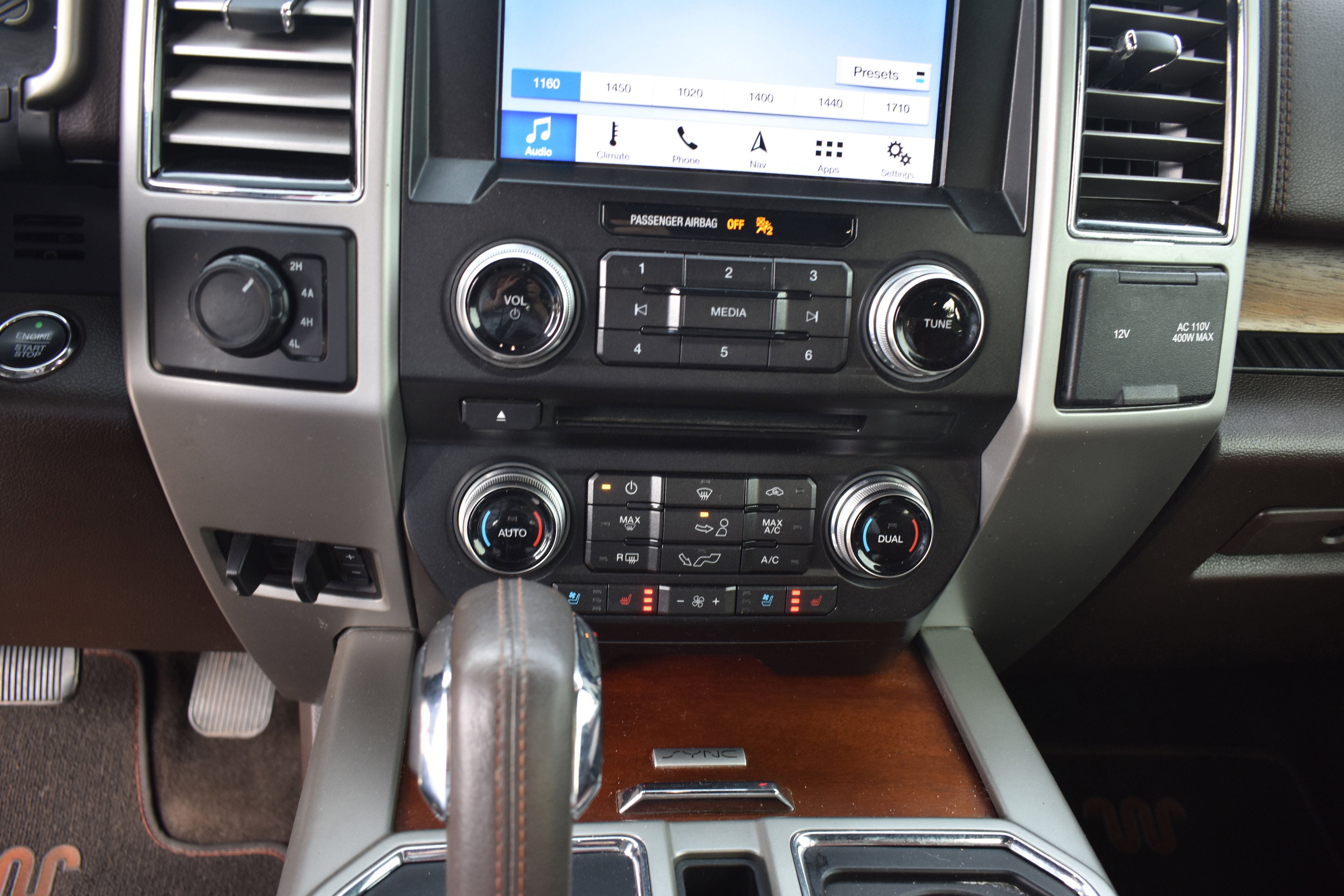 Used 2018 Ford F150 King Ranch image 21