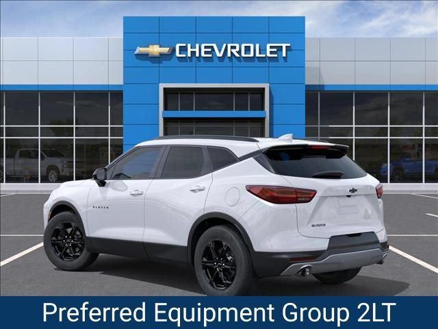 New 2026 Chevrolet Blazer LT w/ Convenience Package FWD image 3