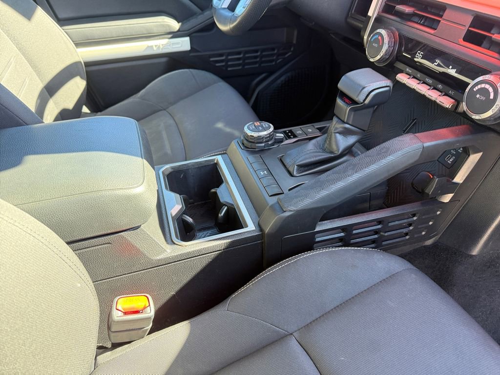 Used 2024 Toyota Tacoma TRD Off-Road image 17