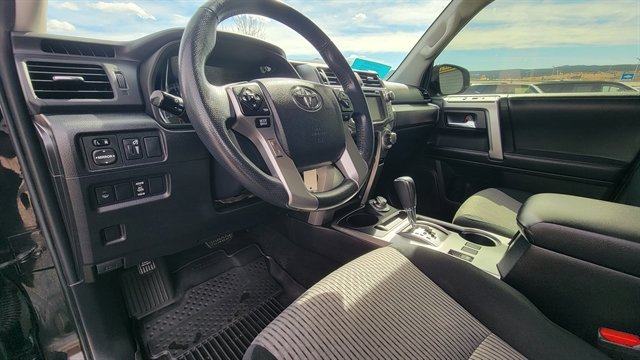 Used 2018 Toyota 4Runner SR5 image 31