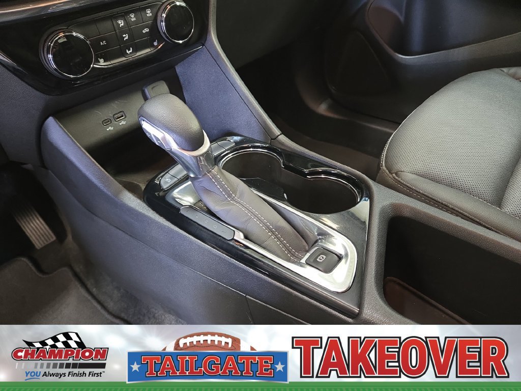 Used 2024 Buick Encore GX Sport Touring w/ Comfort Package FWD image 31