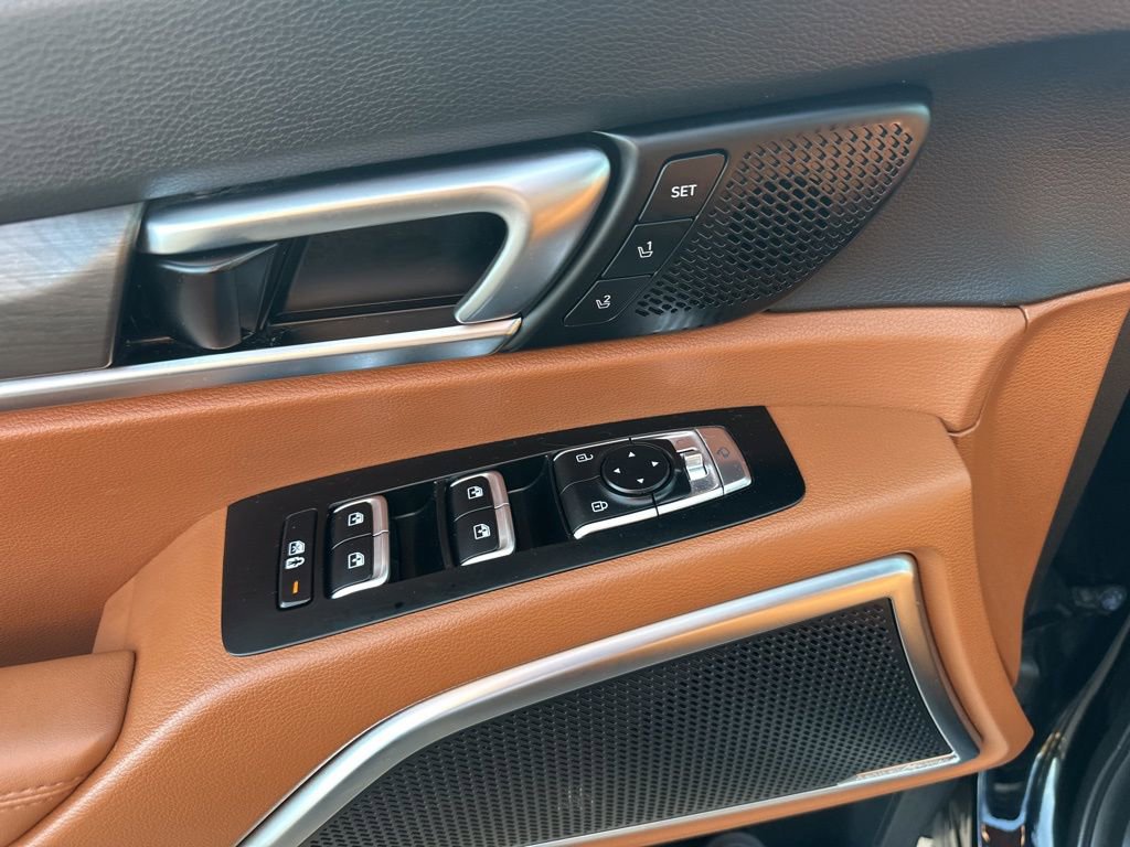 Used 2023 Kia Telluride SX X-Line image 19