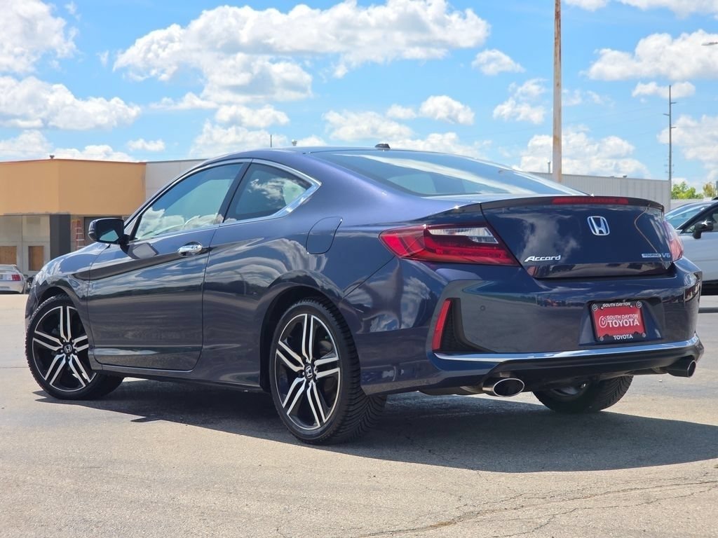 Used 2016 Honda Accord Touring image 25