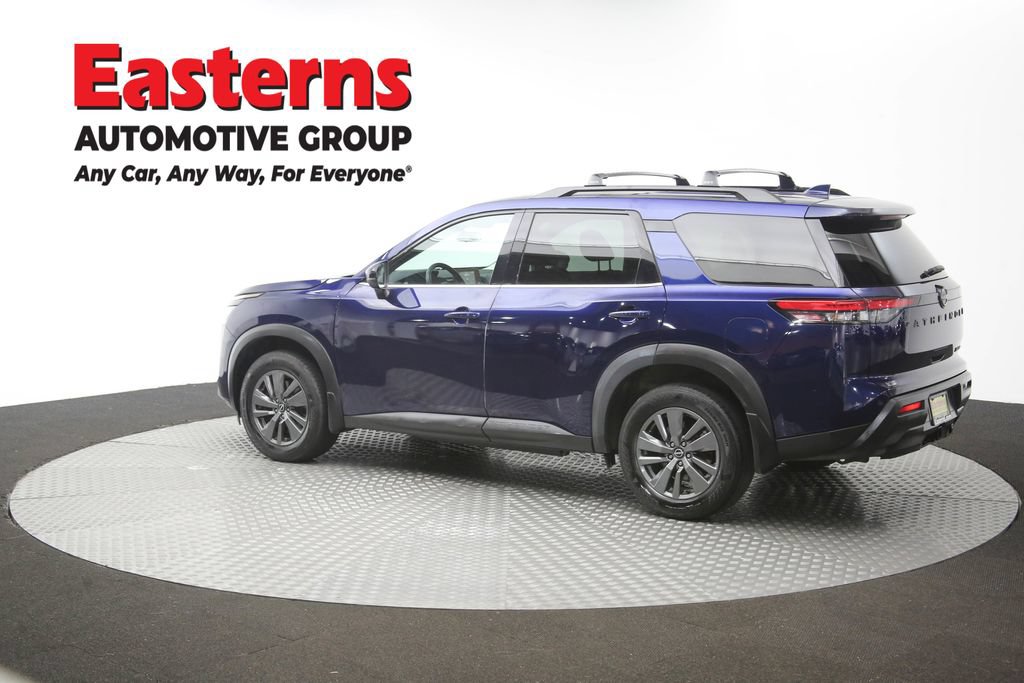 Used 2023 Nissan Pathfinder SV w/ SV Premium Package AWD/4WD image 64