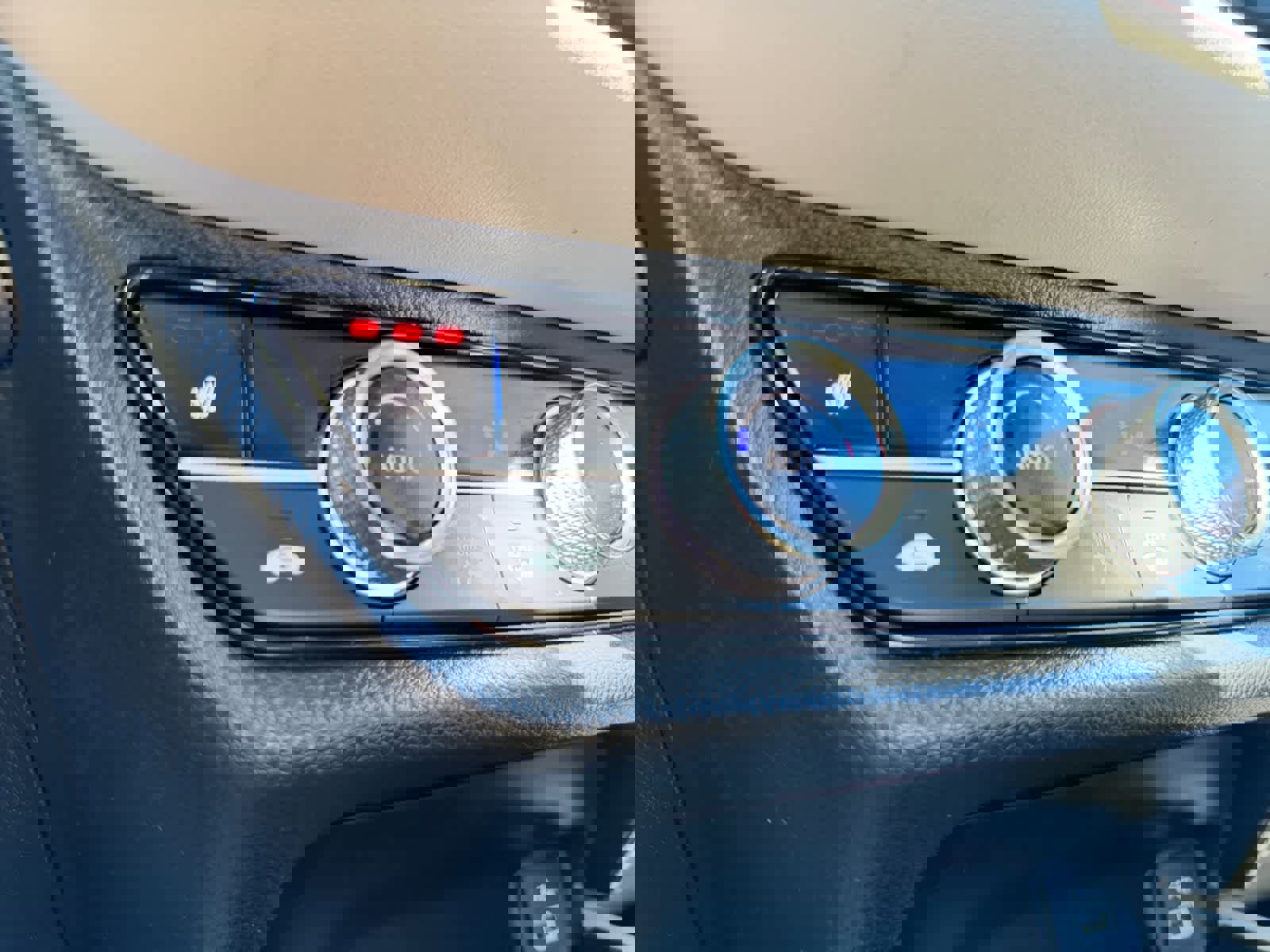 Used 2023 Honda HR-V EX-L image 22