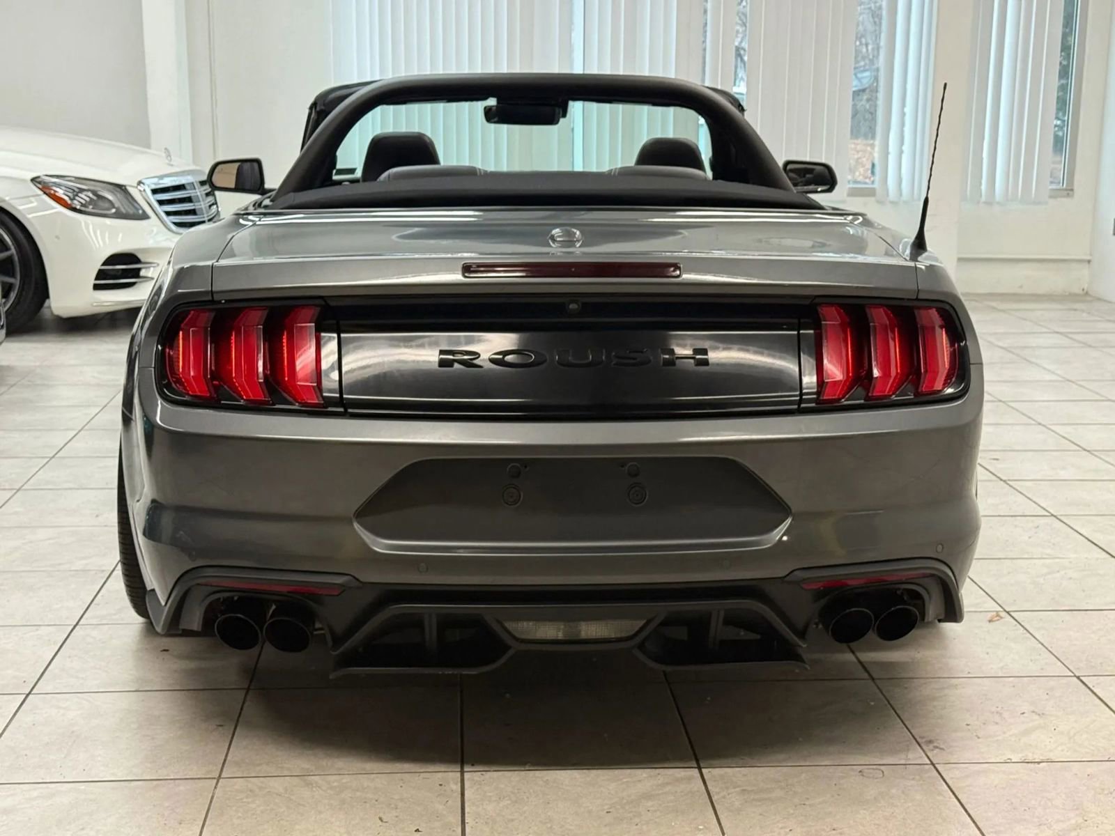 Used 2021 Ford Mustang GT Premium w/ GT Performance Package RWD image 8