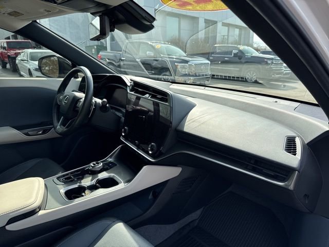 Used 2023 Lexus RZ 450e Premium w/ Technology Package AWD/4WD image 29