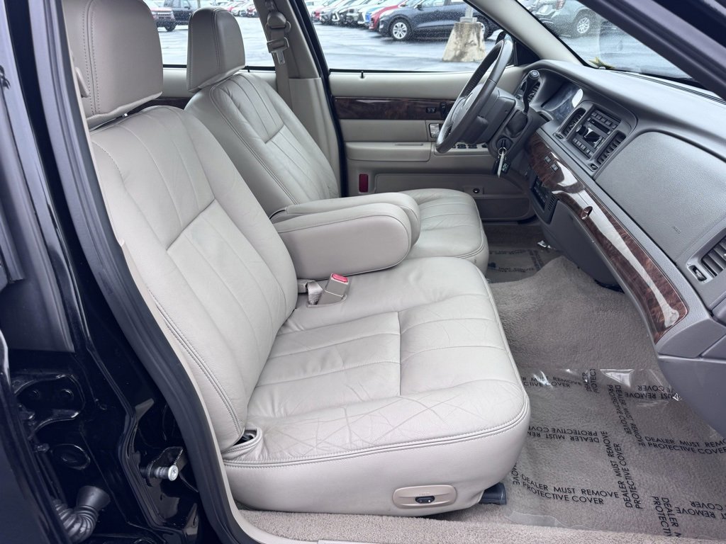Used 2008 Mercury Grand Marquis LS image 20