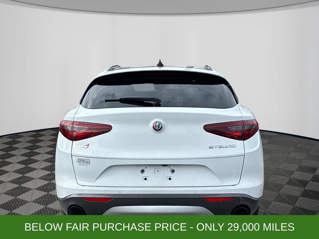 Used 2022 Alfa Romeo Stelvio Ti image 6