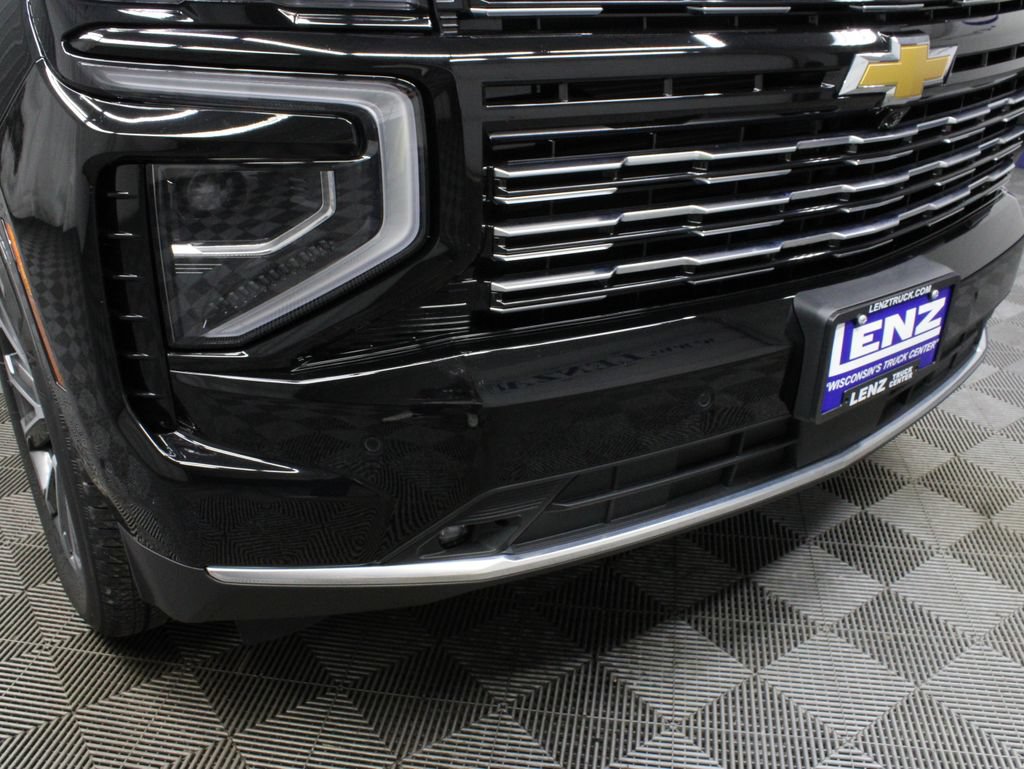 Used 2025 Chevrolet Tahoe High Country AWD/4WD image 61