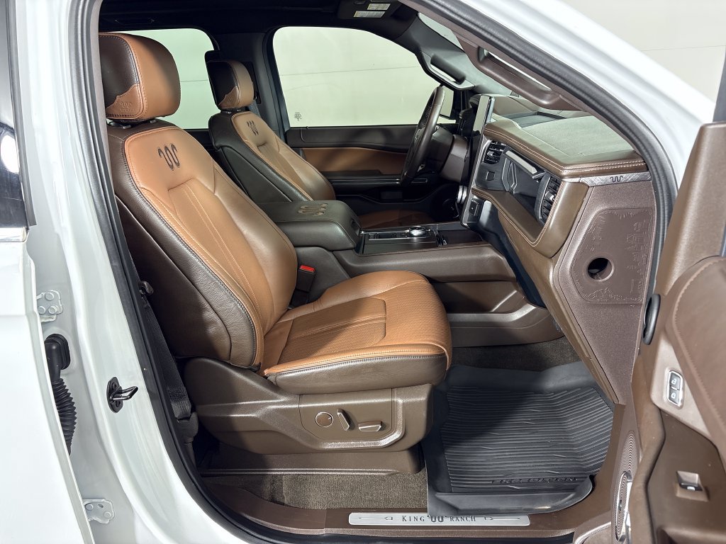 Certified 2024 Ford Expedition King Ranch RWD image 7