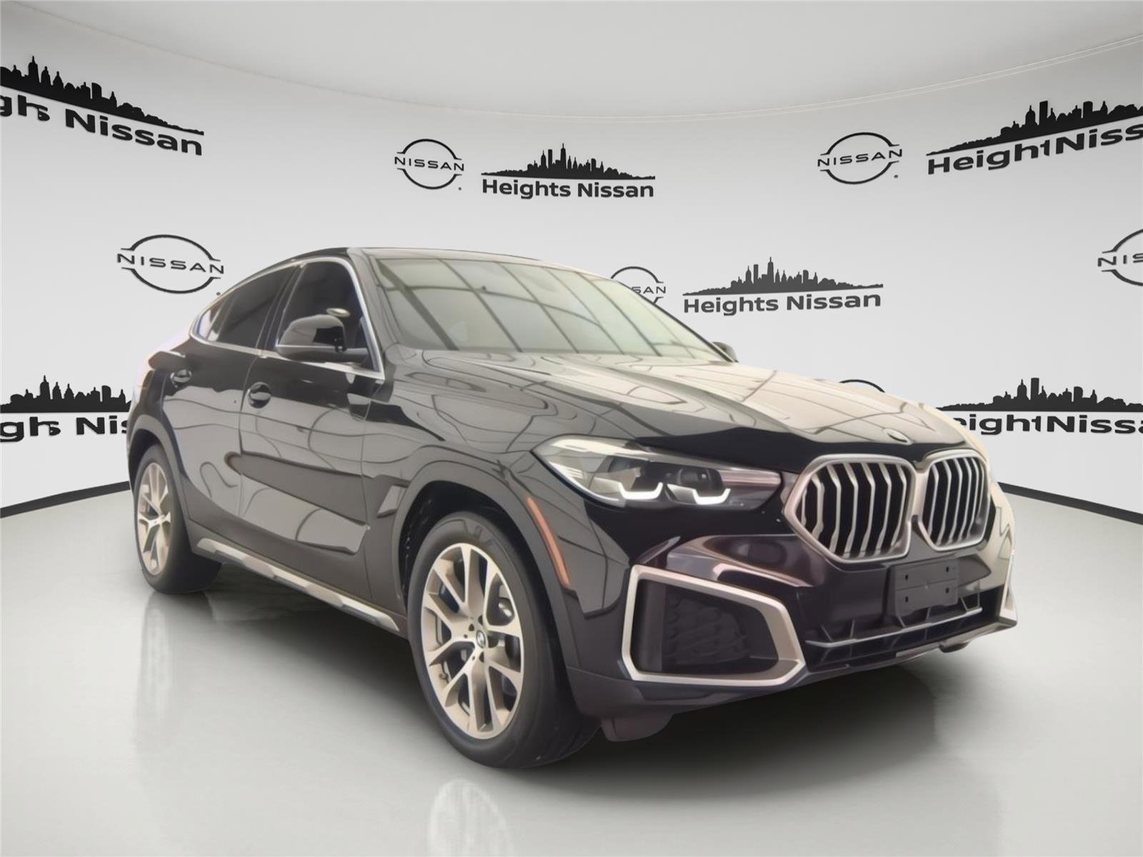 Used 2023 BMW X6 xDrive40i w/ Premium Package image 4