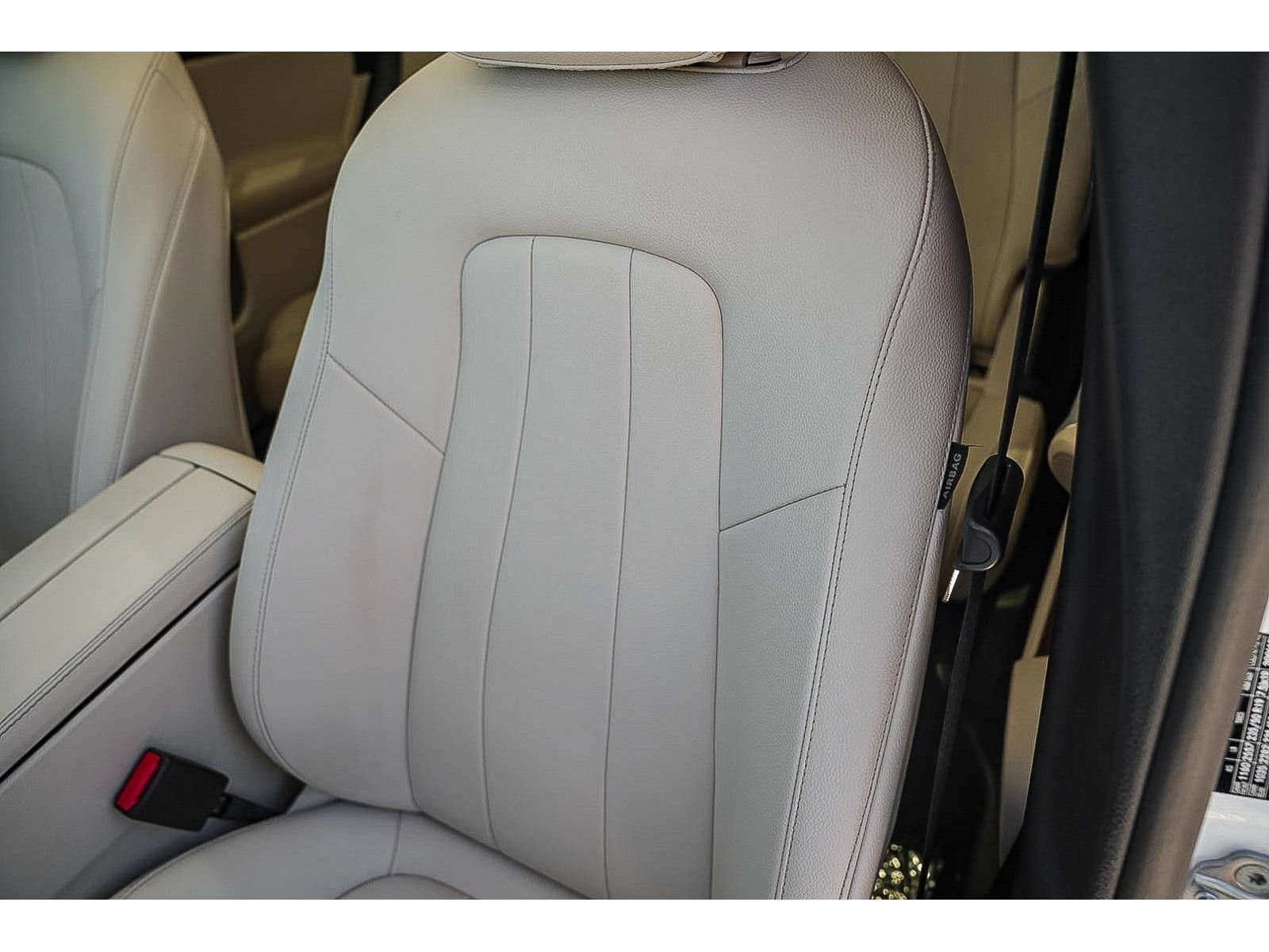Certified 2022 Mercedes-Benz GLB 250 image 24