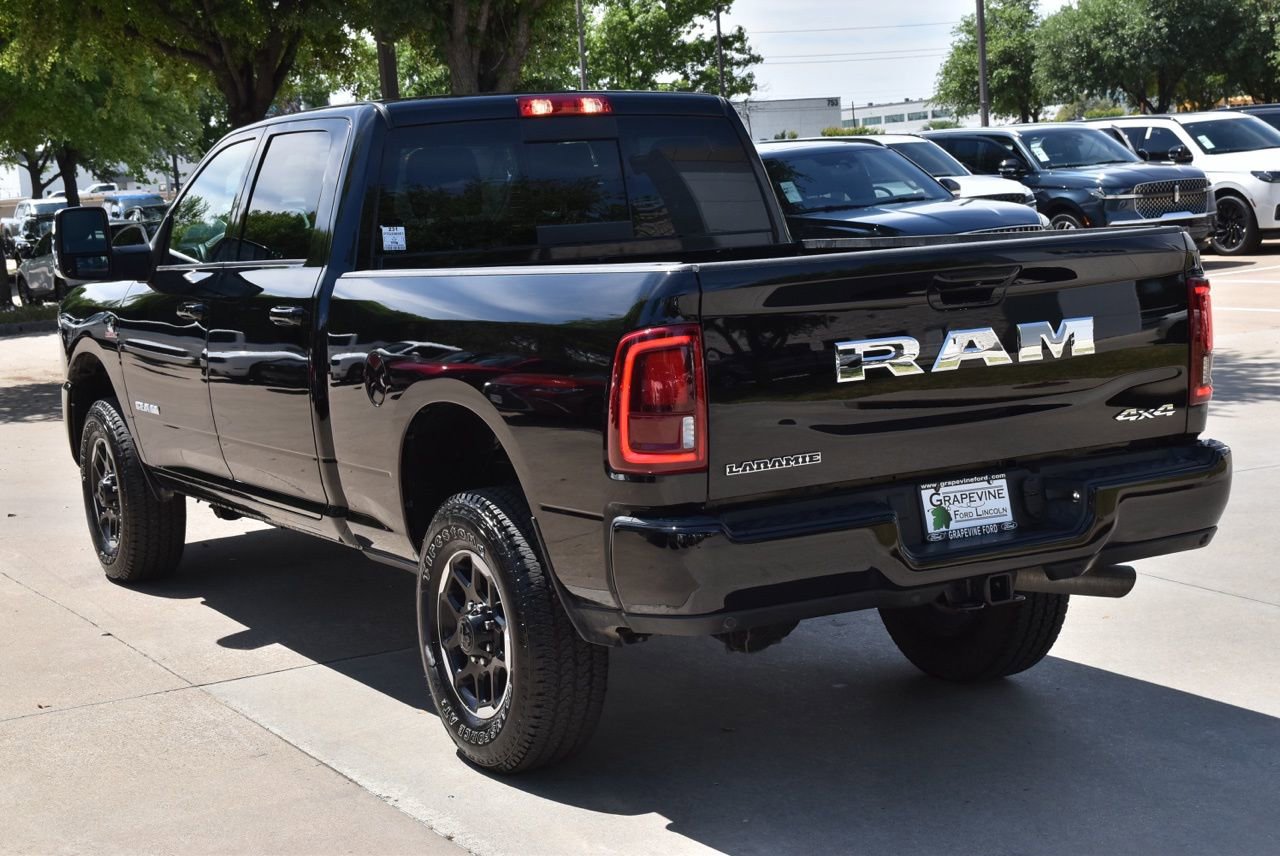 Used 2026 RAM 2500 Laramie AWD/4WD image 10