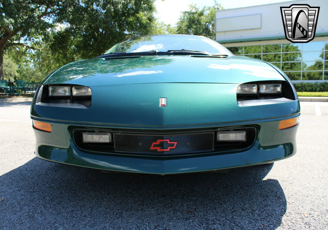 Used 1995 Chevrolet Camaro Z28 image 11