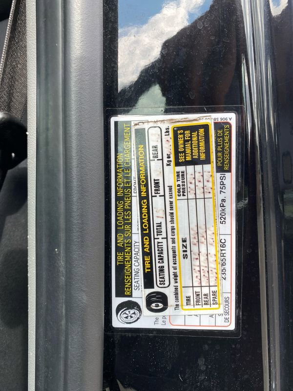 Used 2017 Mercedes-Benz Sprinter 3500 image 40