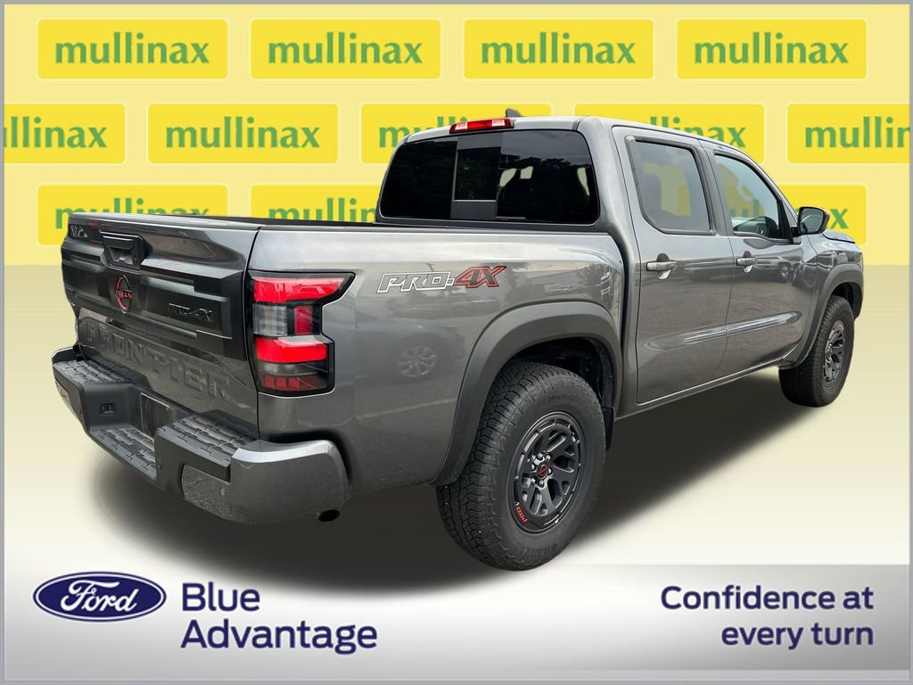Used 2026 Nissan Frontier PRO-4X AWD/4WD image 2