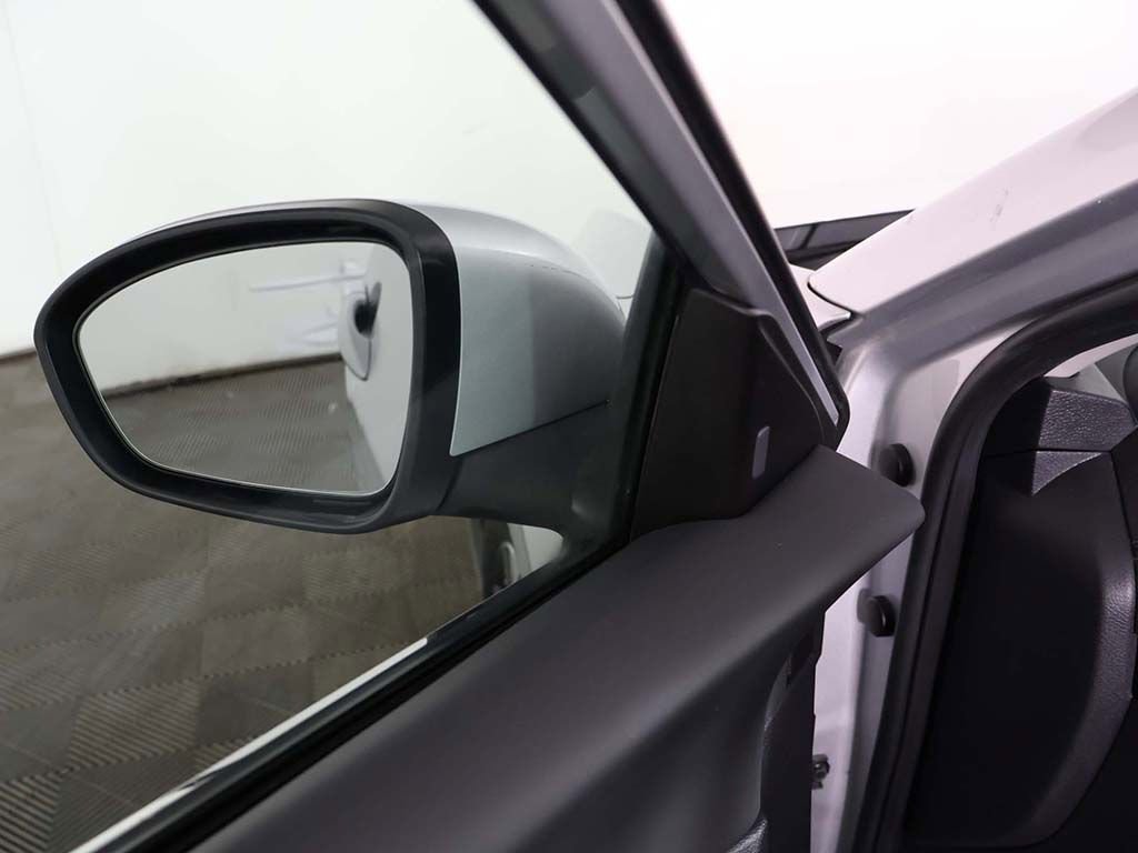 Used 2023 Nissan Sentra SV FWD image 33
