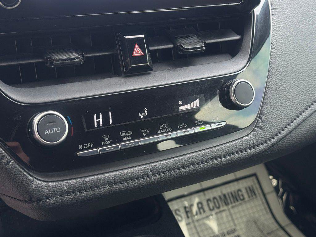Used 2023 Toyota Corolla Core image 25
