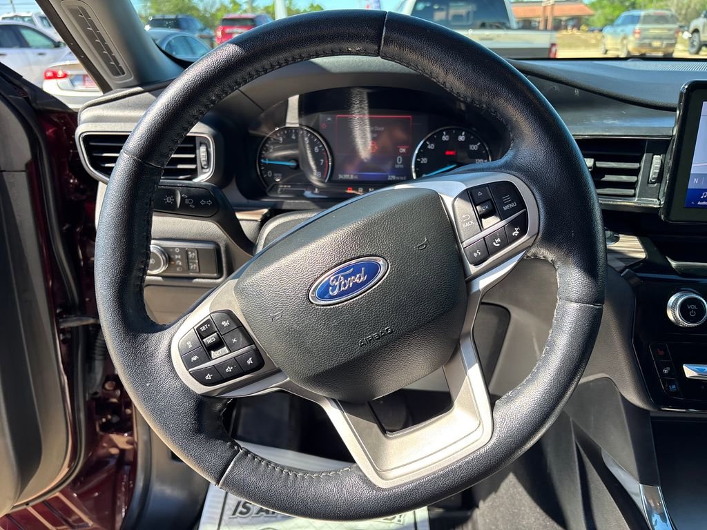 Used 2022 Ford Explorer Limited w/ Equipment Group 301A image 15