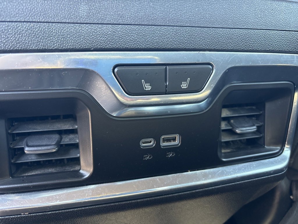 Used 2024 Chevrolet Silverado 1500 LTZ image 33