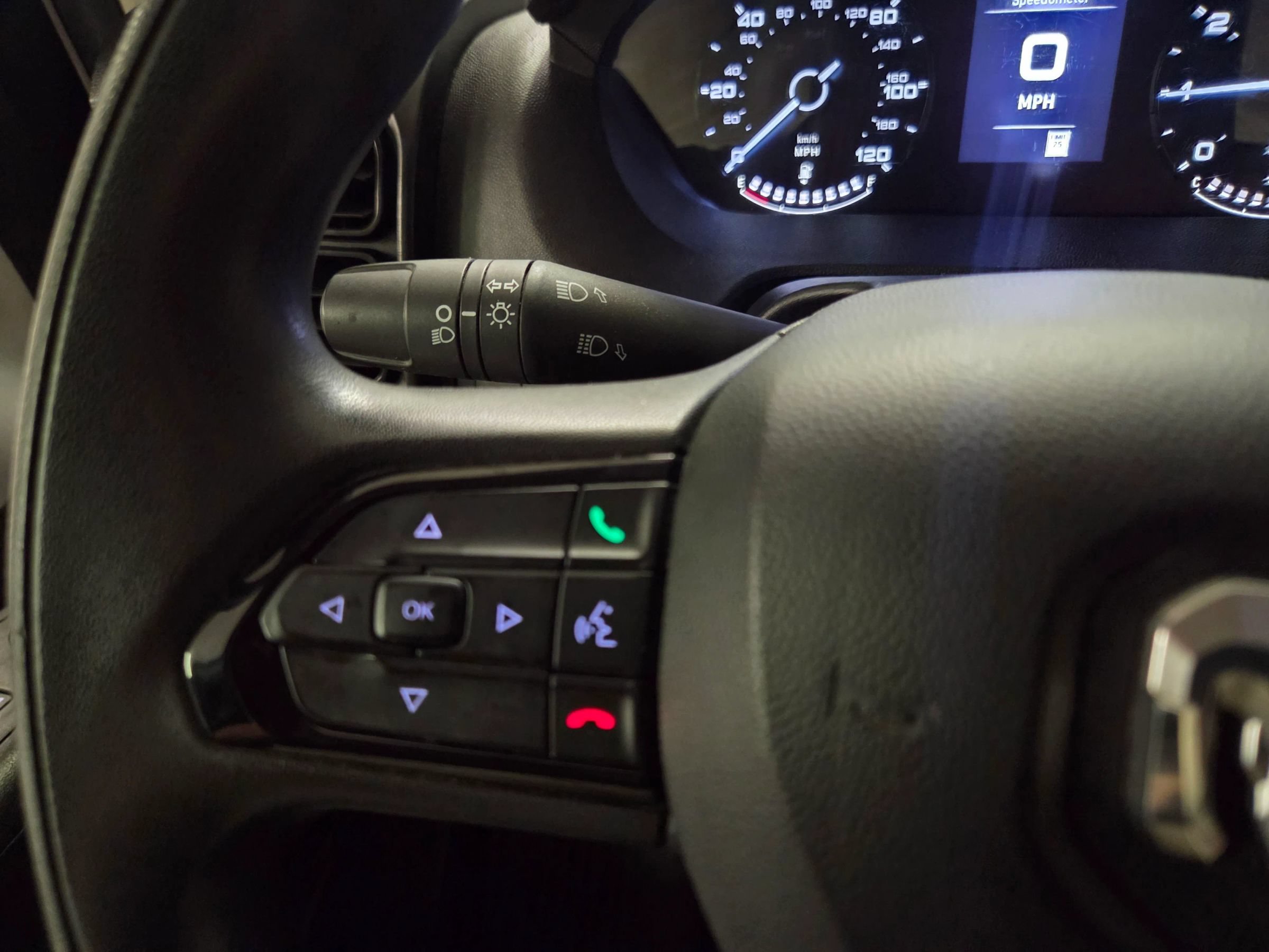 Used 2025 RAM ProMaster 2500 w/ Convenience Group FWD image 21