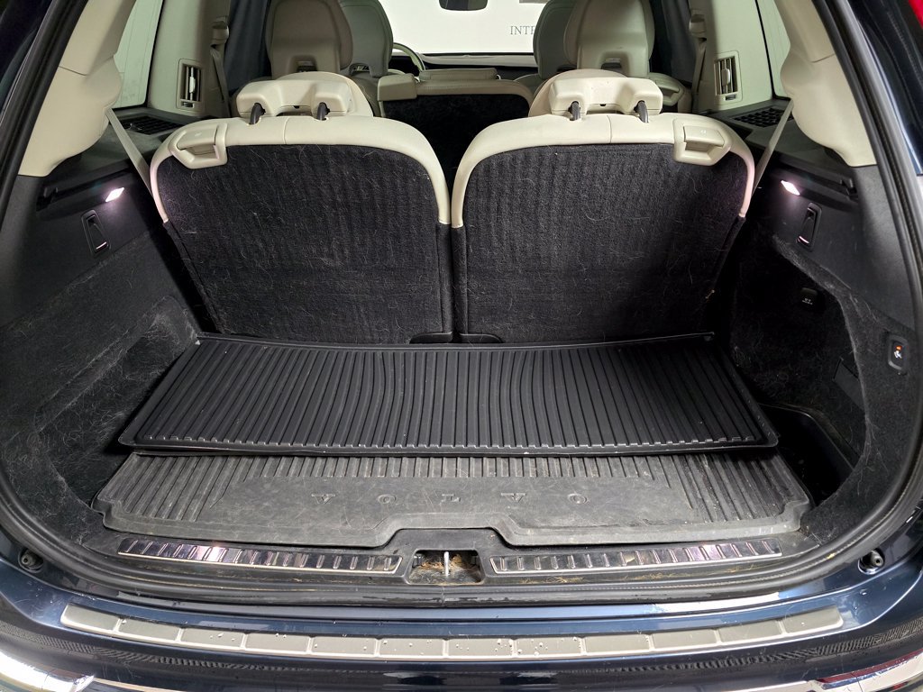 Used 2024 Volvo XC90 T8 Ultimate w/ Protection Package Premier AWD/4WD image 13