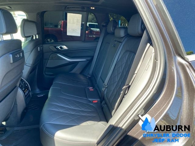Used 2023 BMW X5 xDrive40i w/ Luxury Seating Package AWD/4WD image 29