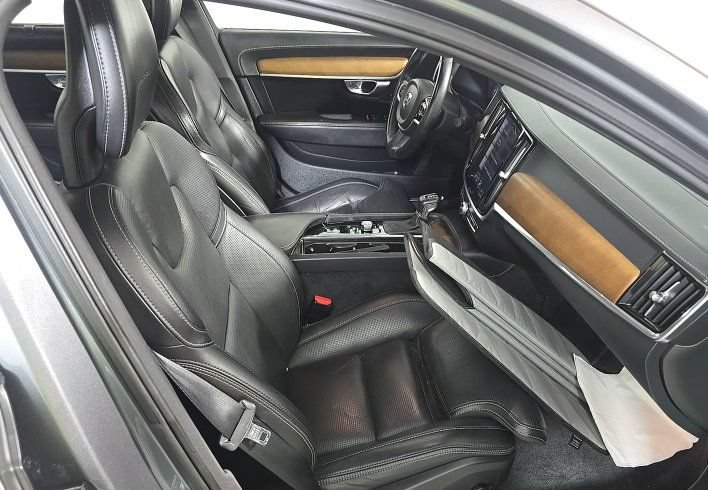 Used 2017 Volvo S90 T6 Inscription w/ Vision Package AWD/4WD image 26