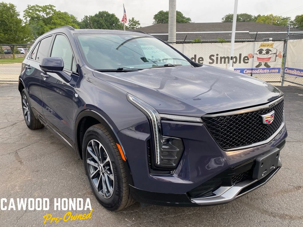 Used 2025 Cadillac XT4 Sport w/ LPO, Floor Liner Package AWD/4WD image 1