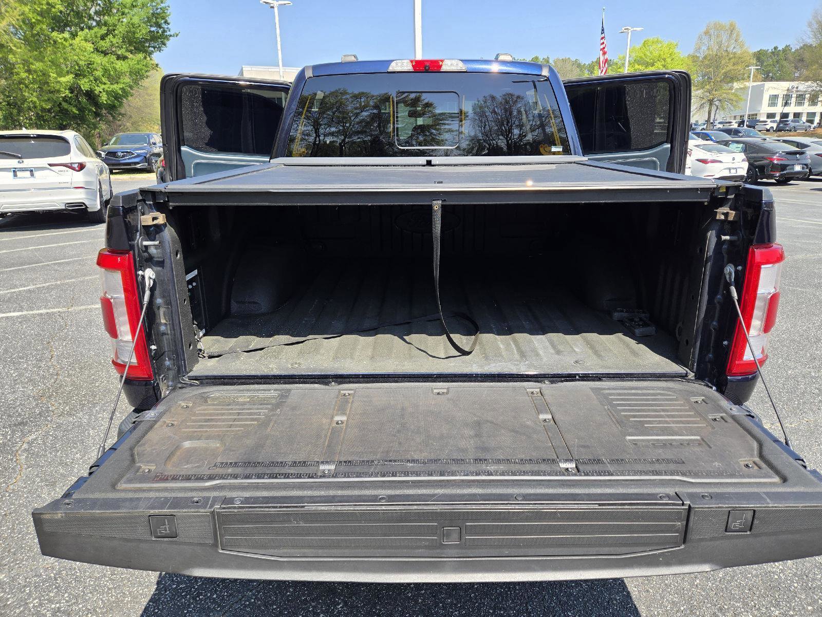 Used 2022 Ford F150 Limited image 22
