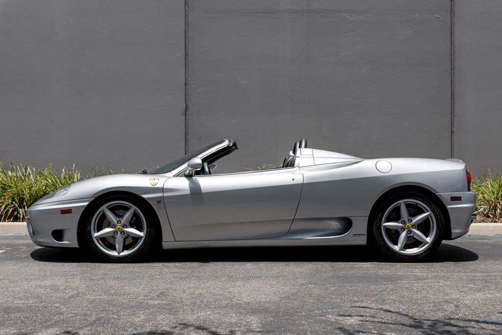 Used 2003 Ferrari 360 Spider RWD image 2