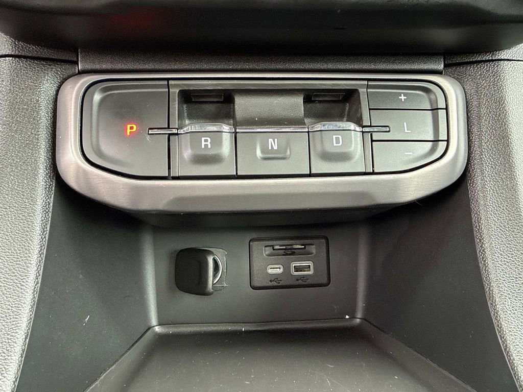 Used 2023 GMC Acadia AT4 w/ Preferred Package image 33