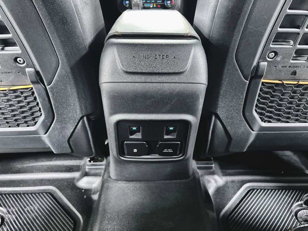 Used 2024 Ford Bronco Badlands AWD/4WD image 22