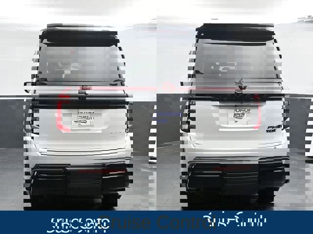 Used 2025 Nissan Armada PRO-4X image 10