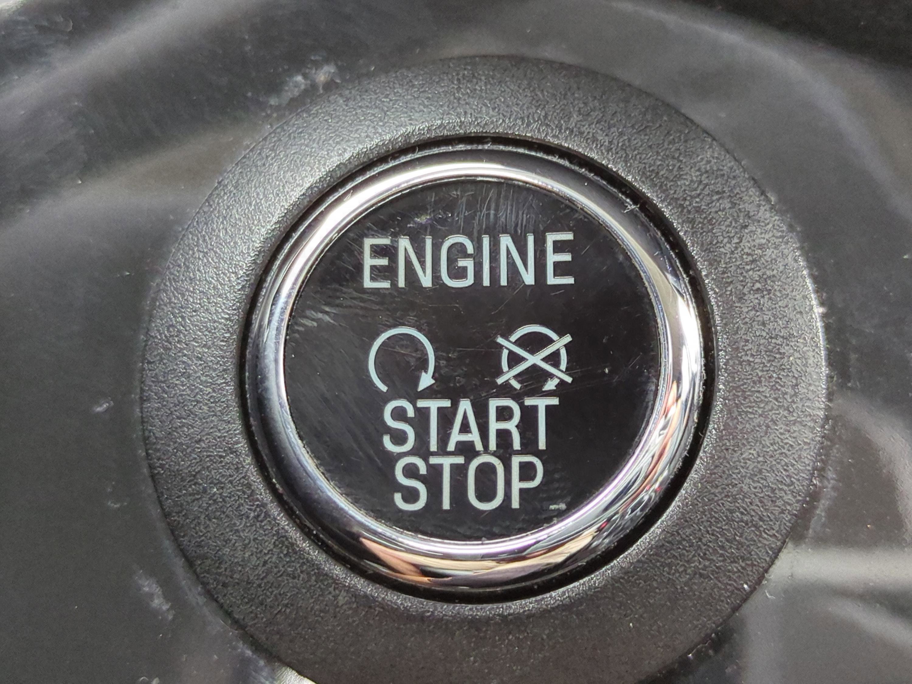 Used 2016 Ford Escape Titanium FWD image 27
