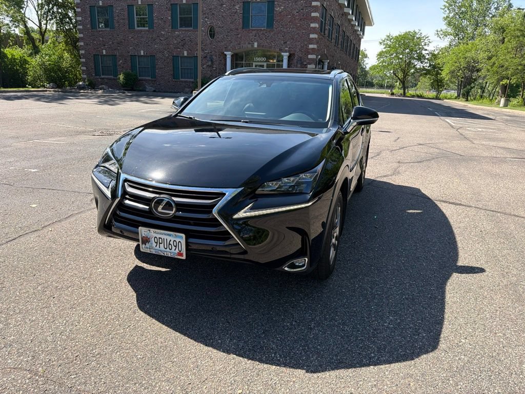 Used 2016 Lexus NX 200t AWD w/ Luxury Package image 7