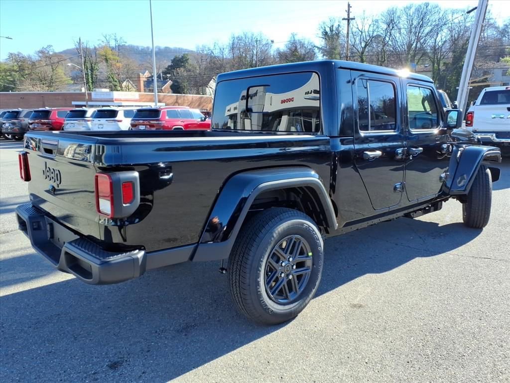 New 2026 Jeep Gladiator Sport image 4