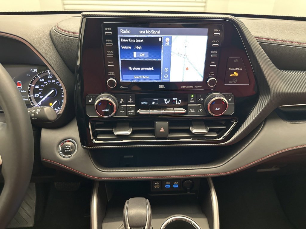 Used 2022 Toyota Highlander XSE image 22