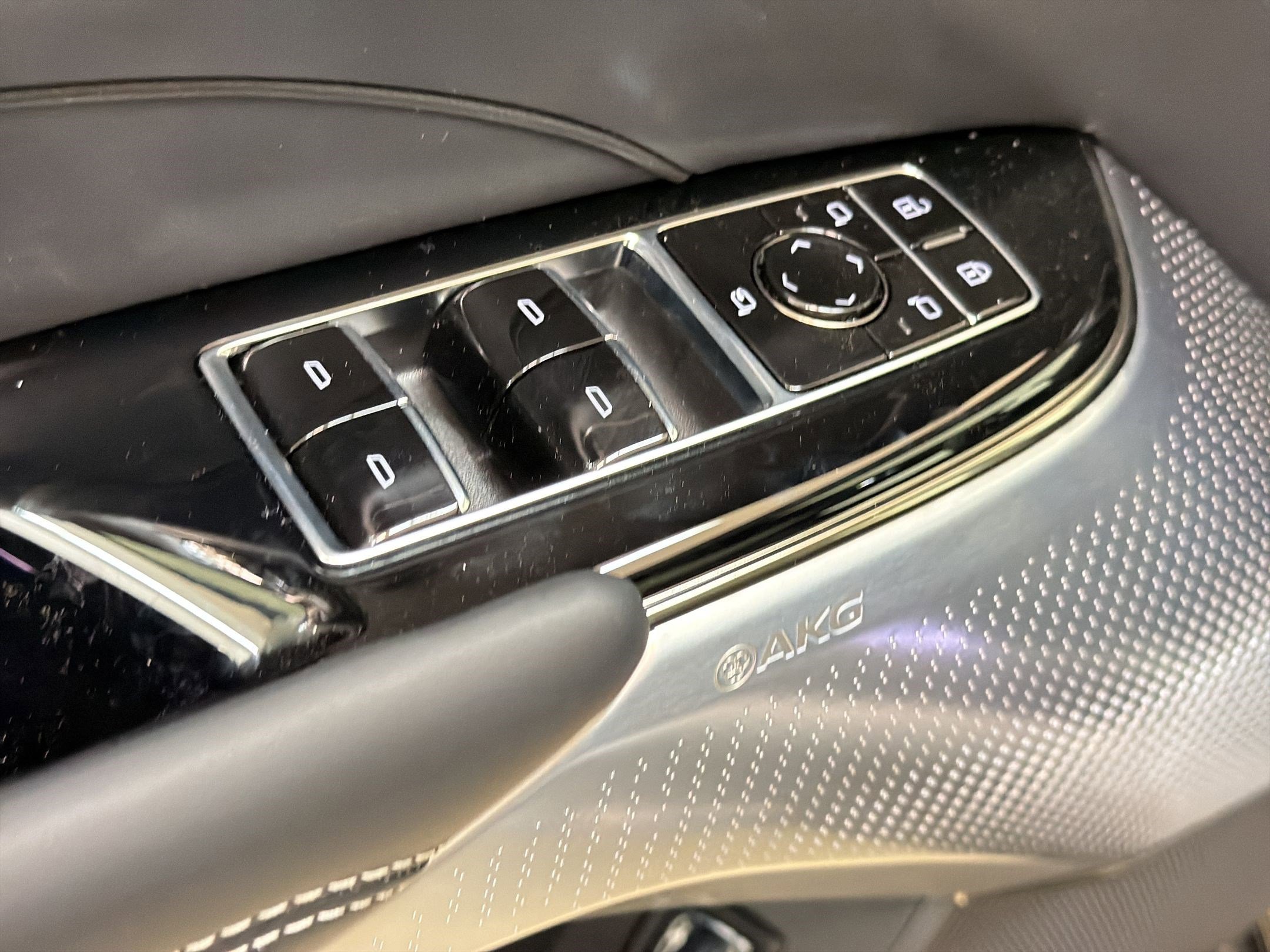 New 2026 Cadillac Lyriq V image 13