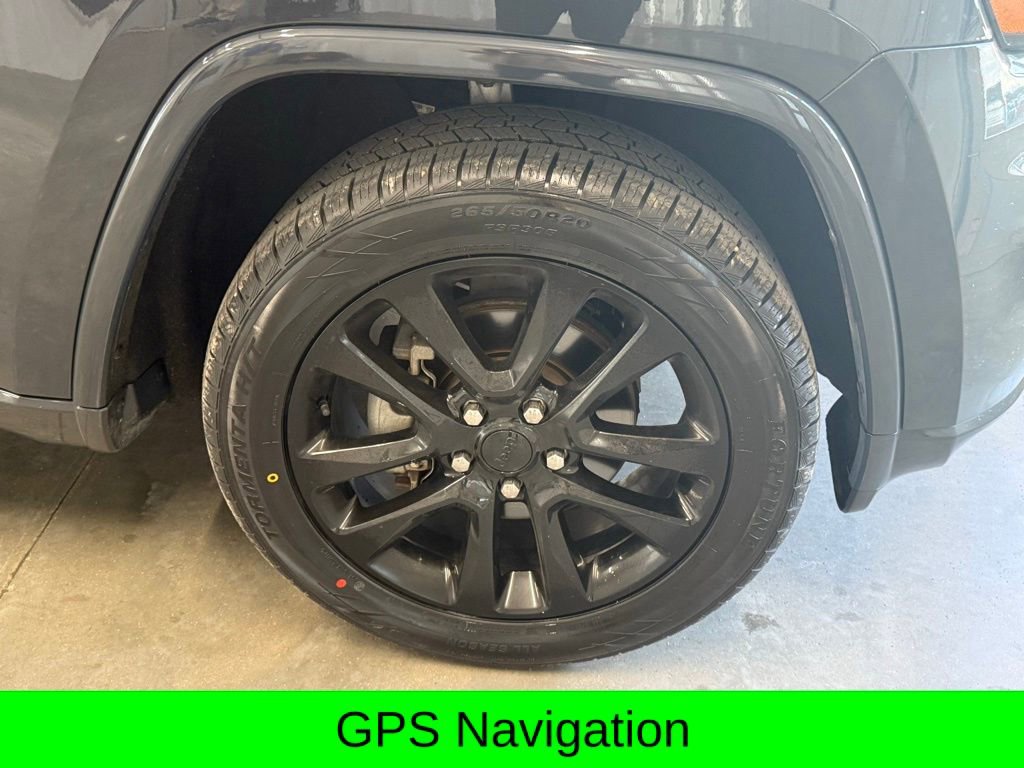 Used 2018 Jeep Grand Cherokee Altitude image 2