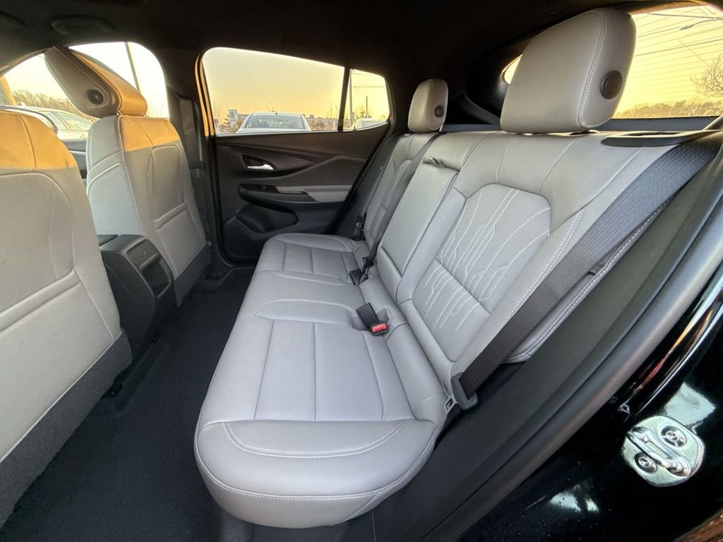 New 2026 Buick Envista Avenir image 24